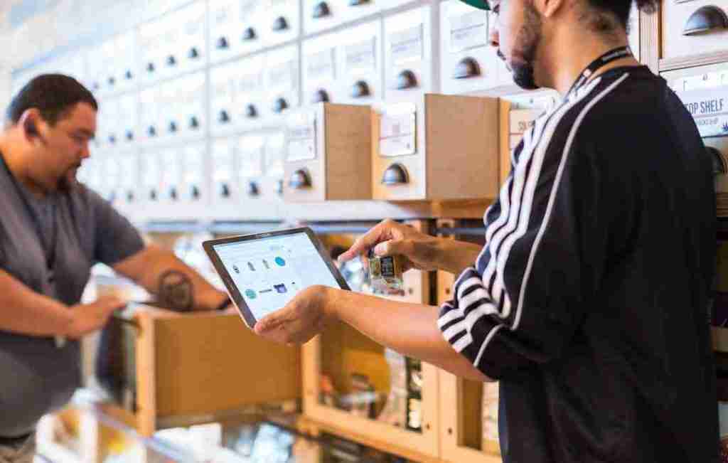 16 Best SaaS Inventory Management Software for Operations