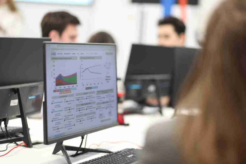 Benchmarking and Managed Negotiation